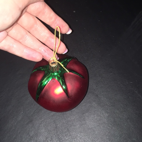 Buon Natale Ornament.Buon Natale Holiday Tomato Ornament Poshmark